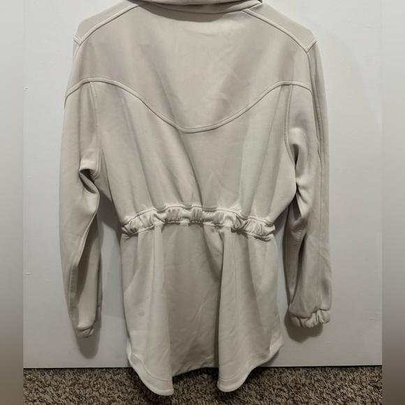 Lululemon Jacket - Picture 3 of 5
